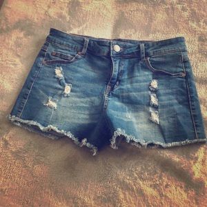 Elon shorts